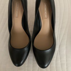 New Antonio Melani black matte heals size 7.5